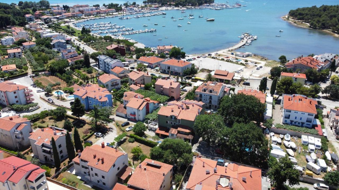 Slim Apartman I Sobe Medulin Exterior foto