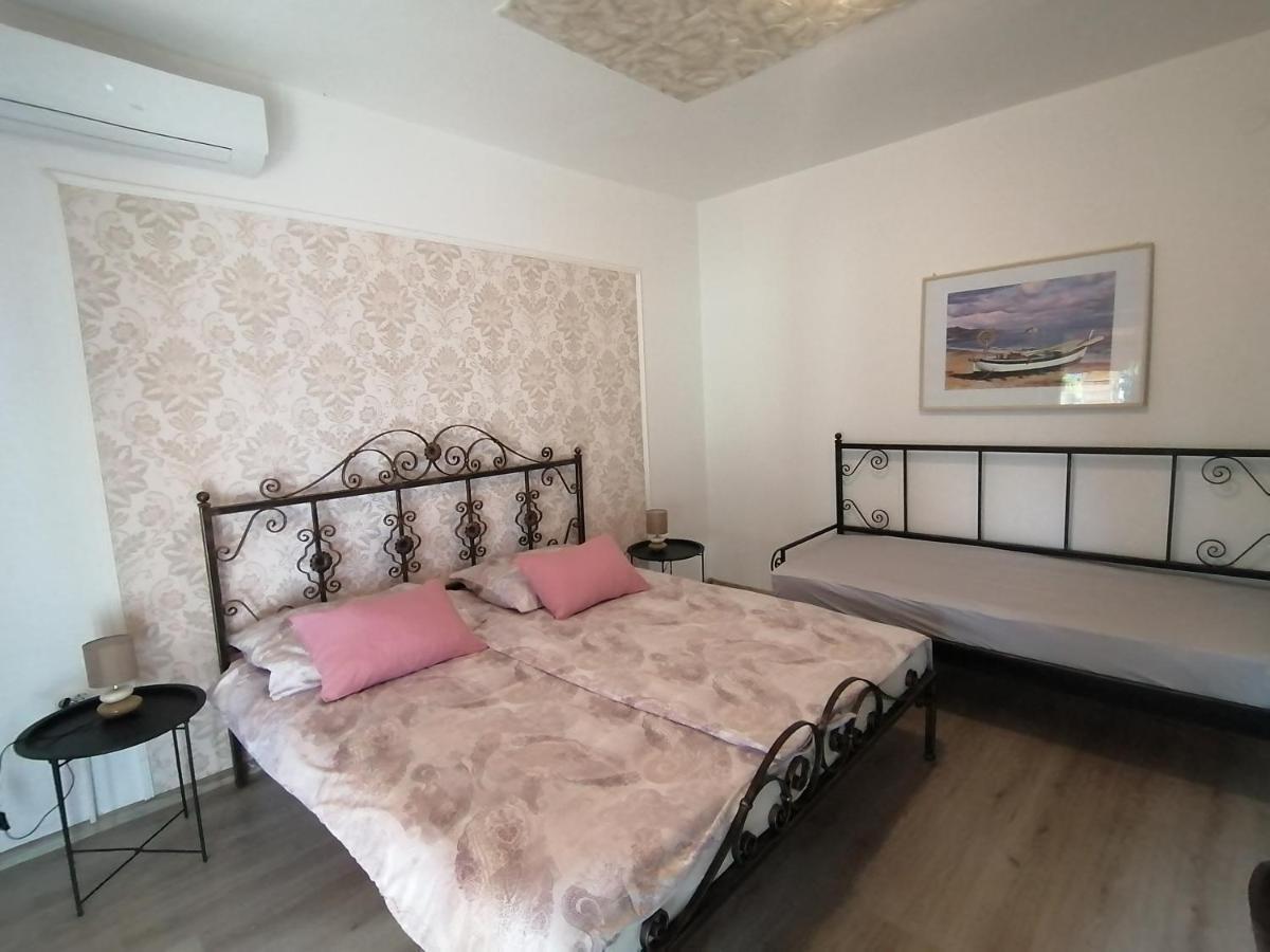 Slim Apartman I Sobe Medulin Exterior foto